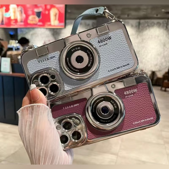 iPhone, Trendy Vintage Camera case w/ Strap-One - Picture 5 of 11